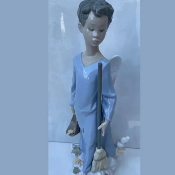 Lladro Fall Angel Figurine Retired Glaze Finish Collectible Decor Blue White - Picture 11 of 16
